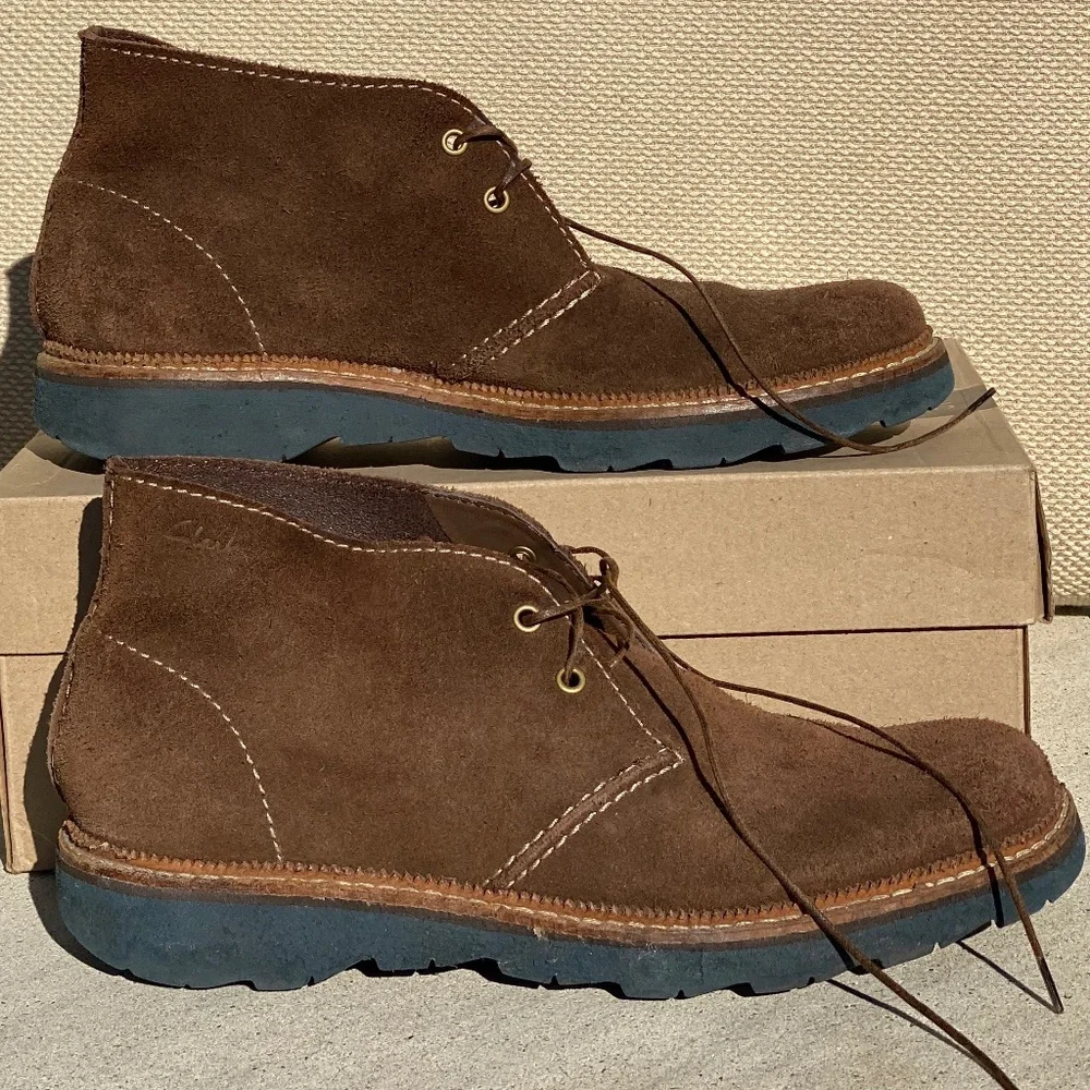 Clarks Frelan Hi boots brown suede 8.5 M